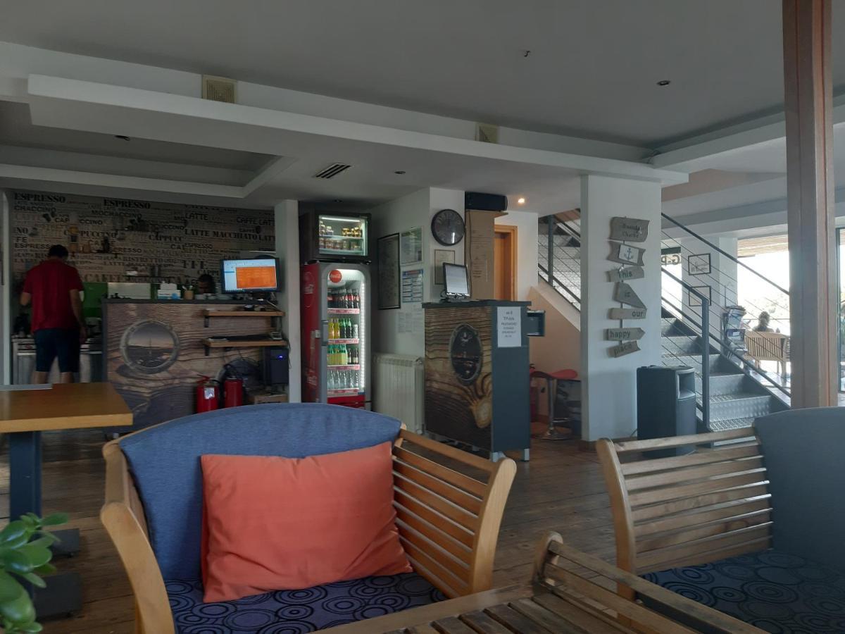 B&B Botel Charlie Belgrade Exterior photo