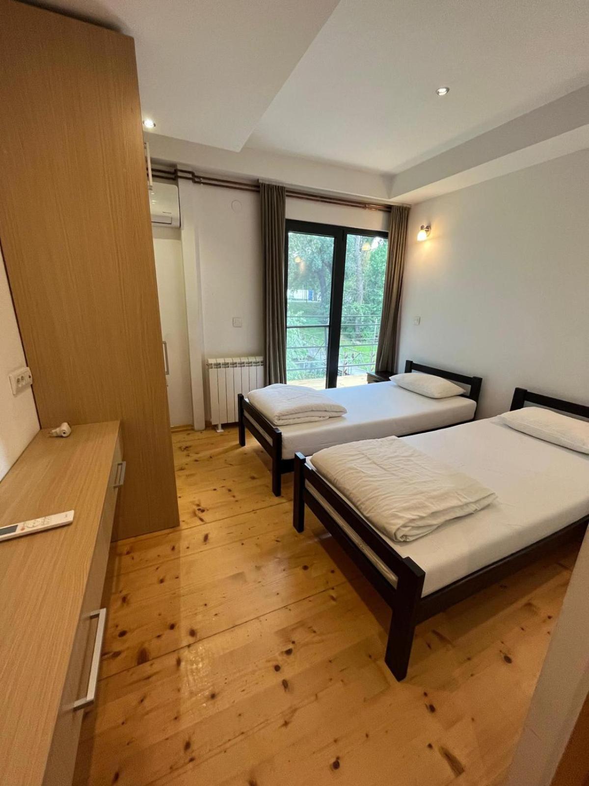 B&B Botel Charlie Belgrade Room photo